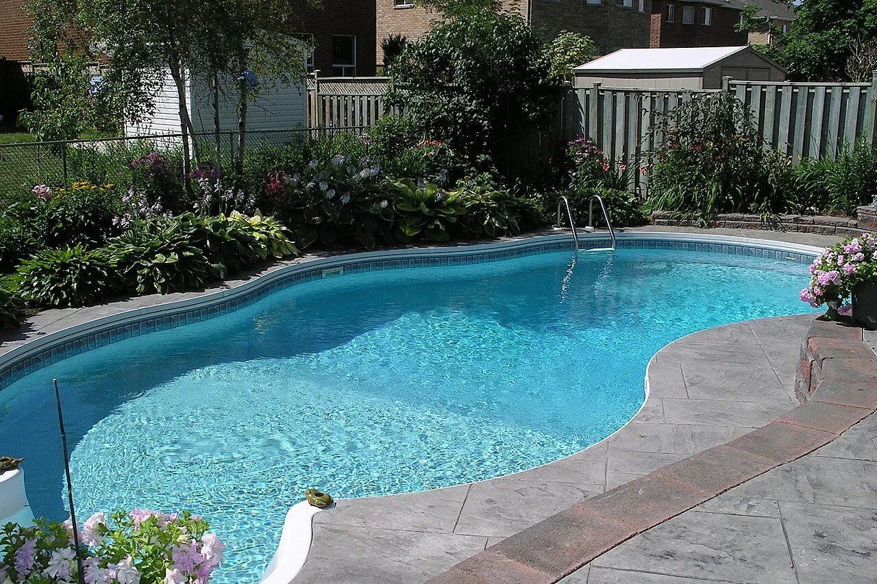Stock photo of a pool project of the kind Pool Pro Custom Pools & Spas takes on in Austin