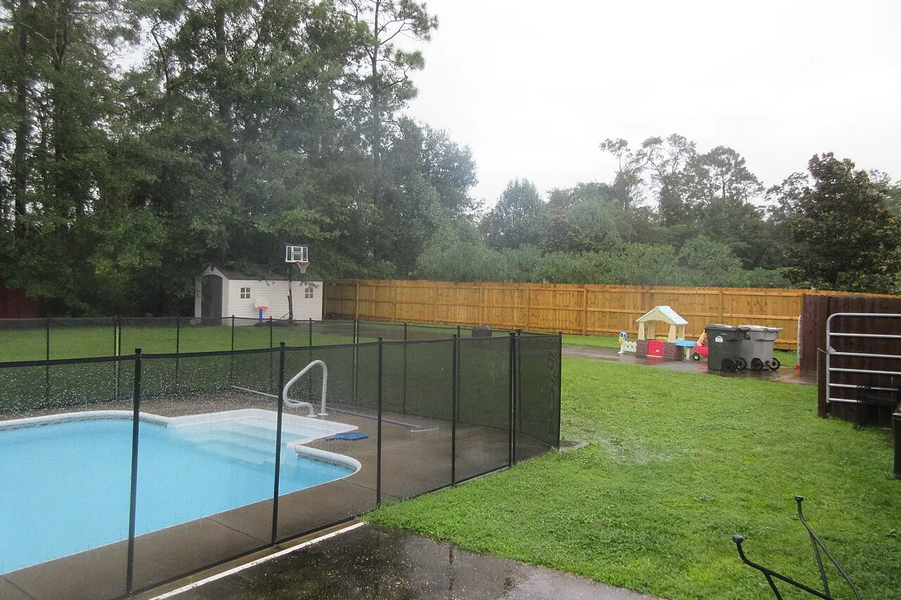 Stock photo of a pool project of the kind Pool Stop Custom Pools takes on in Rockwall